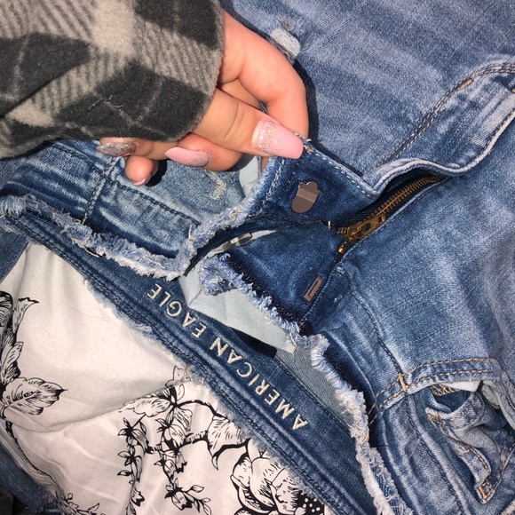 american eagle super high rise - Picture 6 of 6
